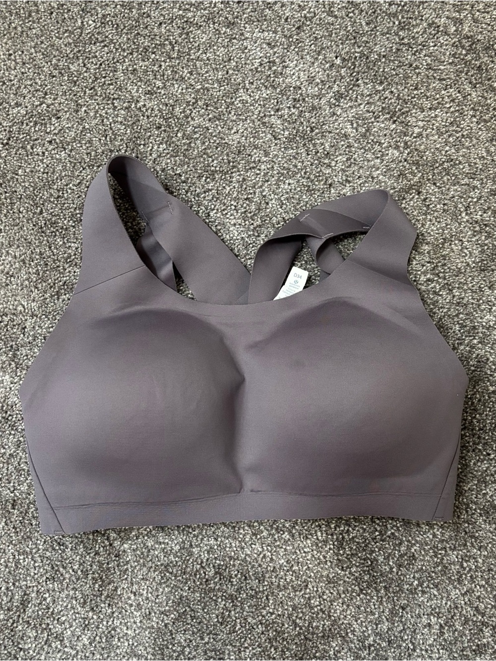 Lululemon sz 34D Enlite bra EUC magnum
